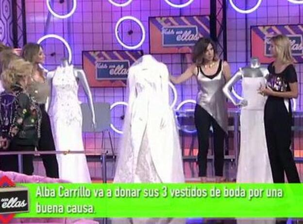 Alba Carrillo dona sus los tres vestidos que usó en su boda con Feliciano López./twitter.