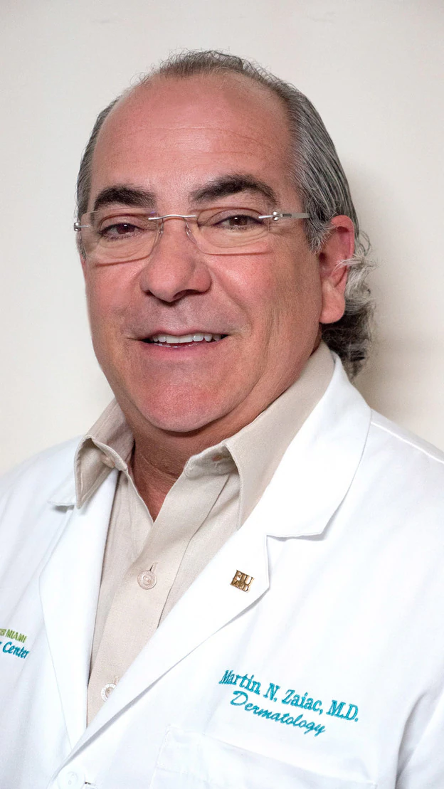 El doctor Zadiac, director del departamento de dermatología del Hospital Mount Sinaí de Miami, y el mayor experto mundial en aplicación de toxina botulínica.