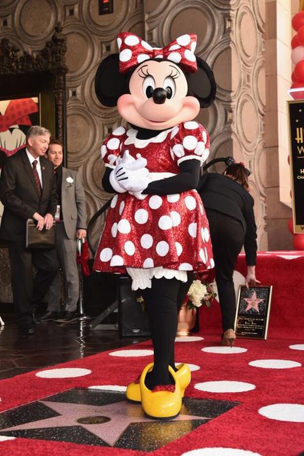 Minnnie Mouse ha tardado 90 años en recibir su estrella./getty images