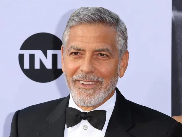 George Clooney sufre un accidente de moto en Cerdeña./GTRES.