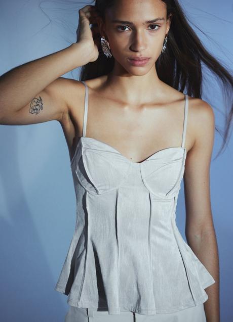 Top de tirantes de H&M (15,99 euros)