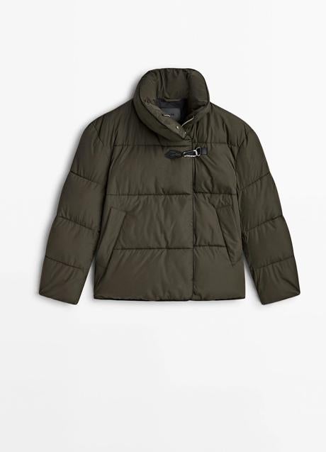 Abrigo acolchado de Massimo Dutti (120 euros)