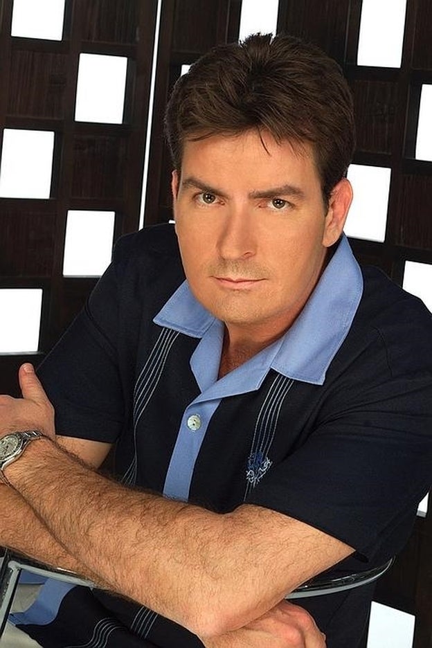 Charlie Sheen desata la polémica al ponerse en manos de un médico sin licencia para ejercer en EE.UU./Cordon press