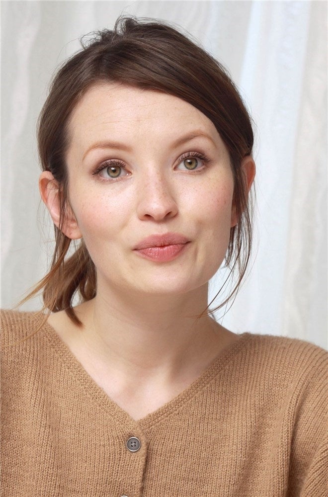 Emily Browning (27 años)