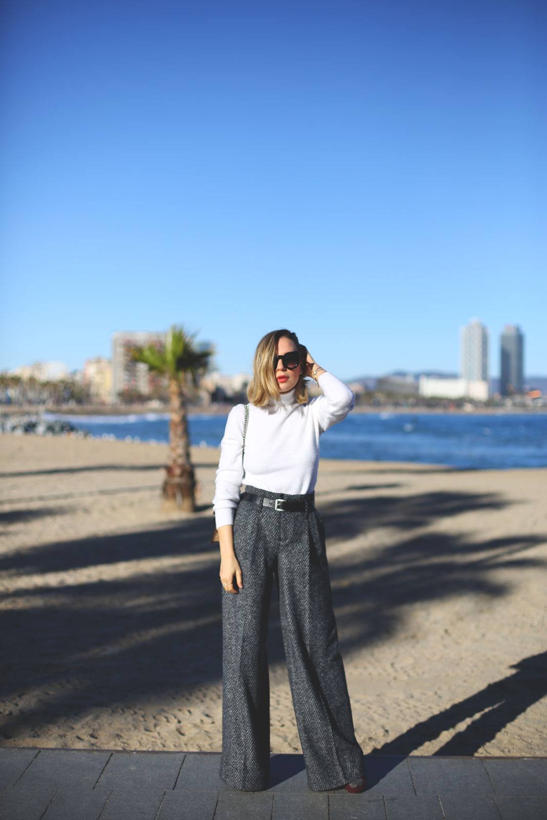 Look de Myshowroomblog con pantalón de espiga