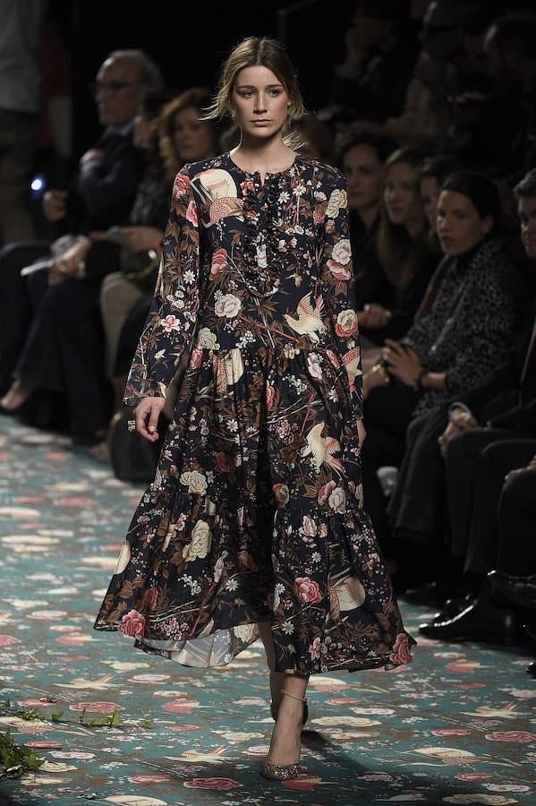 Desfile Jorge Vázquez en la MBFWM: vestido floral