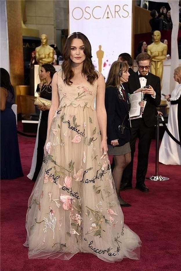 Keira Knightley, con look de Valentino en los Oscar 2015./Gtres