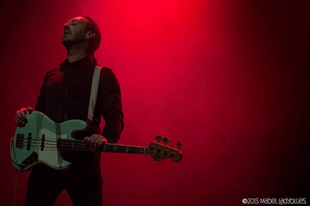 Alejandro Blanco en un concierto con Ilegales./Mabel Ladyblues.