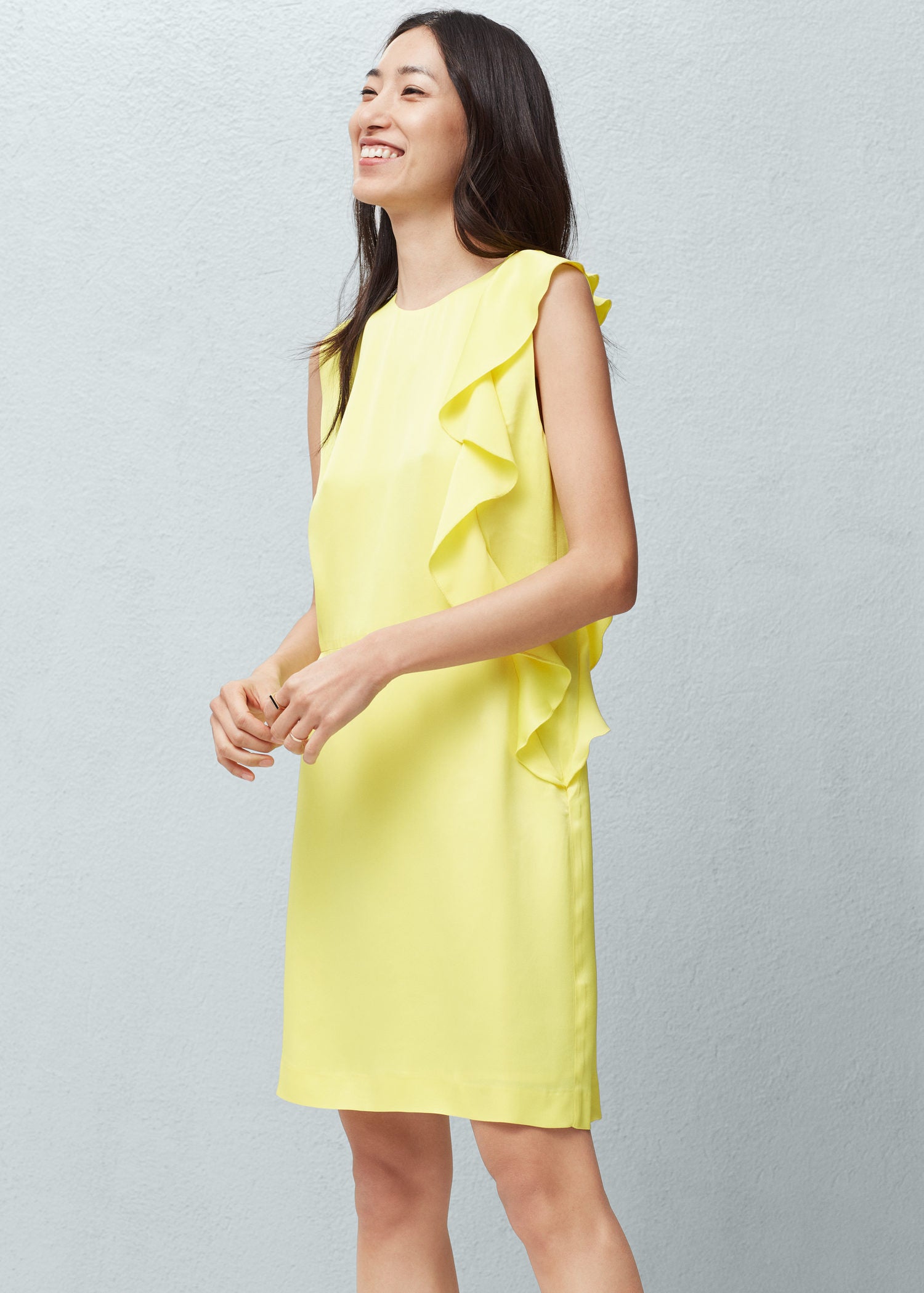 Vestido amarillo de Mango