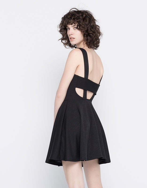 Vestido negro de Pull and Bear