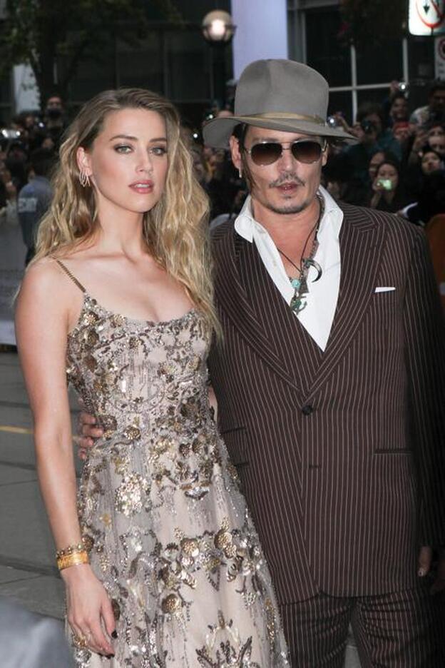 Continúa la guerra de Amber Heard contra Johnny Depptras pedirle el divorcio./cordon press.