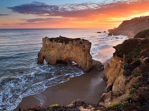 Atardecer en El Matador, en Malibú Beach.