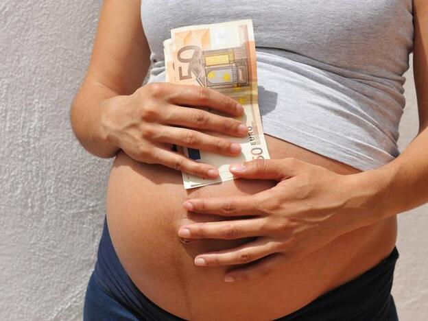 La maternidad subrogada es ilegal en nuestro país./fotolia