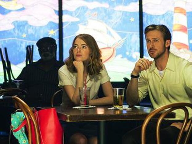 Emma Stone y Ryan Gosling en una escena de la película.