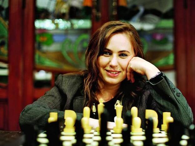 Judit Polgar, la mejor ajedrecista de la historia: «Hay muy pocas  actividades que tengan tanto valor social con un coste tan pequeño» -  Desdemonegros