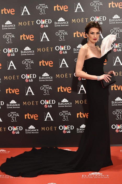 Goya 2017: Nieves Álvarez en la alfombra roja