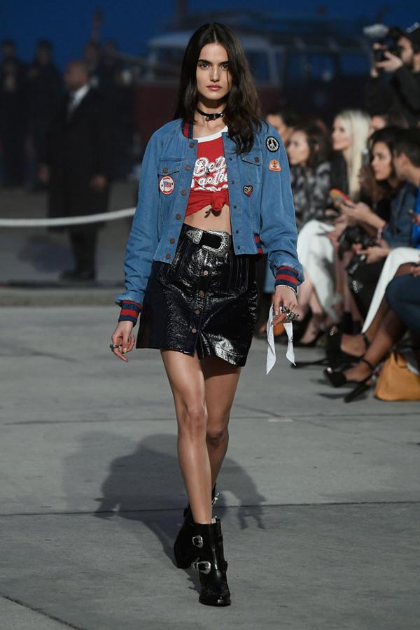 Nuestros looks favoritos del desfile de Tommy Hilfiger