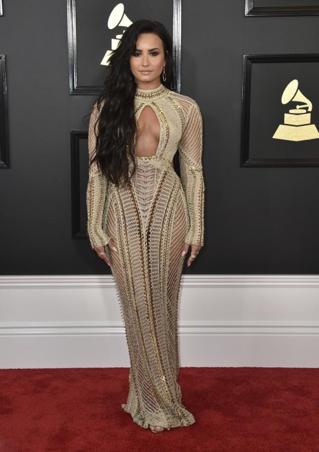 Premios Grammy 2017: el vestido de Demi Lovato