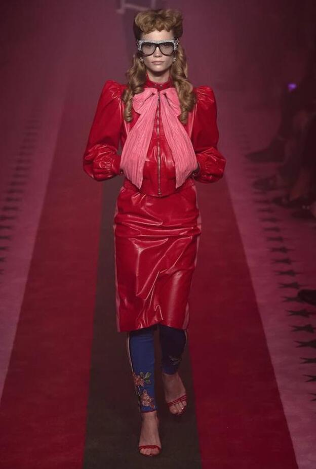 Tendencia rosa y rojo en la pasarela: Gucci