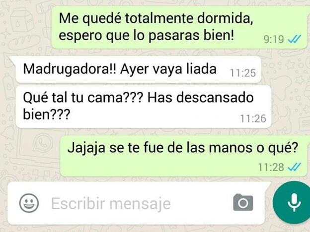 Conversación ficticia de WhatsApp