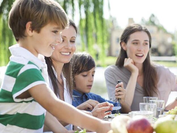 Una dieta baja en grasas saturadas, la mejor opción./GTRES