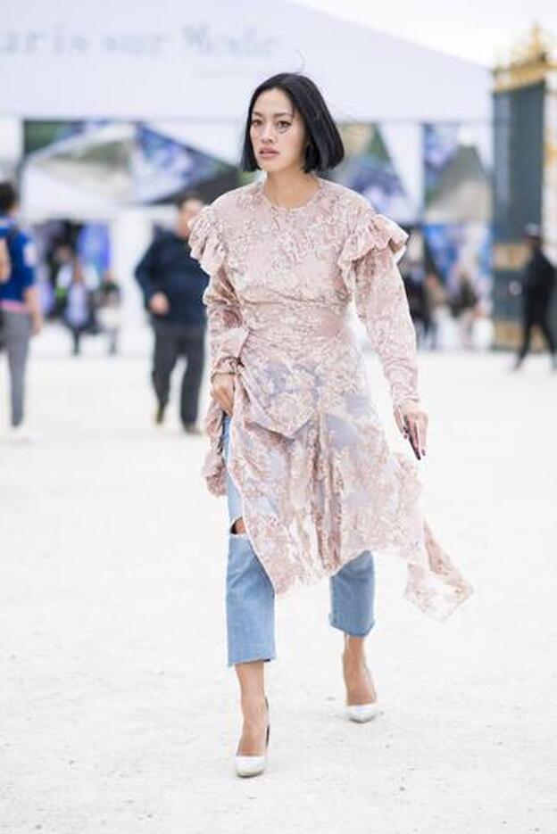 Es la versión más romántica, como muestra este look de las calles de París.