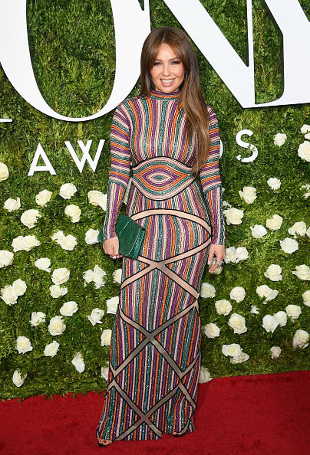 Los looks de los Premios Tony: Thalia