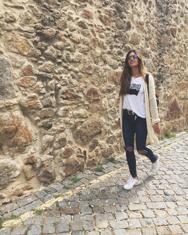 Los looks de Sara Carbonero que queremos copiar para hacer turismo