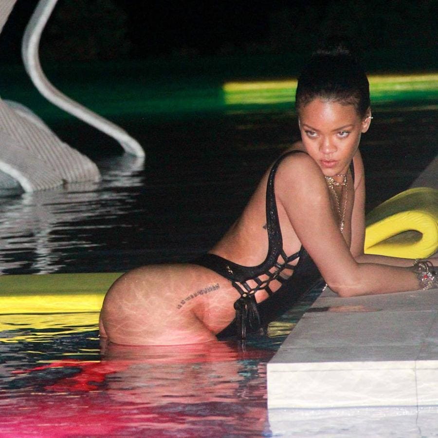 Rihanna, sexy con un bañador durante sus vacaciones de 2016