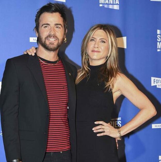 La actriz junto a su marido, Justin Theroux.