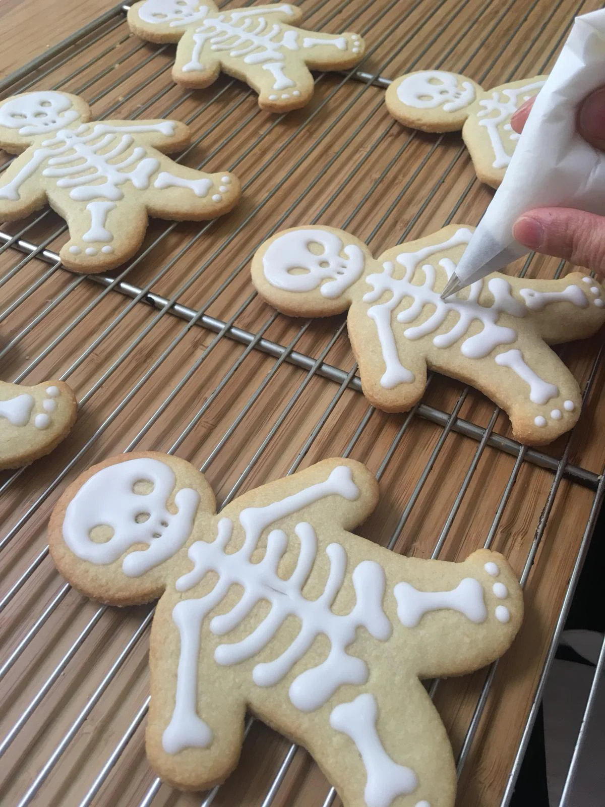 Recetas para Halloween: galletas de esqueleto