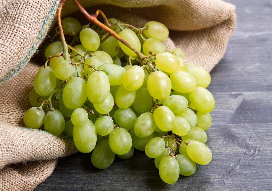 Alimentos contra la tos, el resfriado y la gripe: uvas