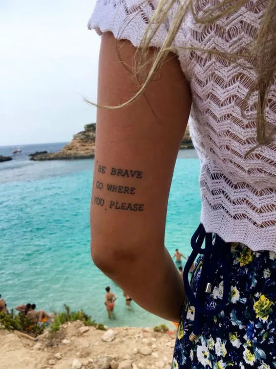 Tatuajes para viajeros: frases