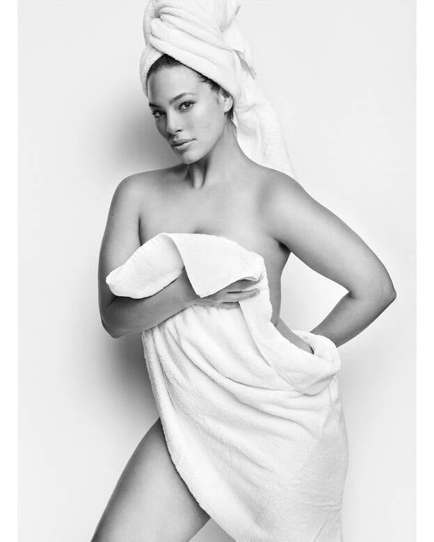 Ashley Graham por Mario Testino.