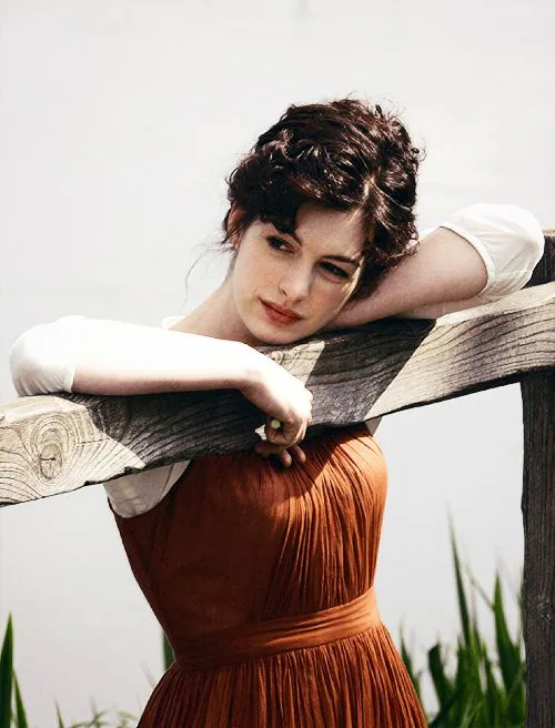 Mejores películas de Anne Hathaway: 'La joven Jane Austen'