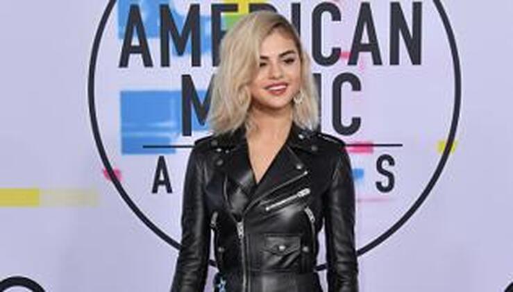 Los looks más sorprendentes de los AMA's 2017