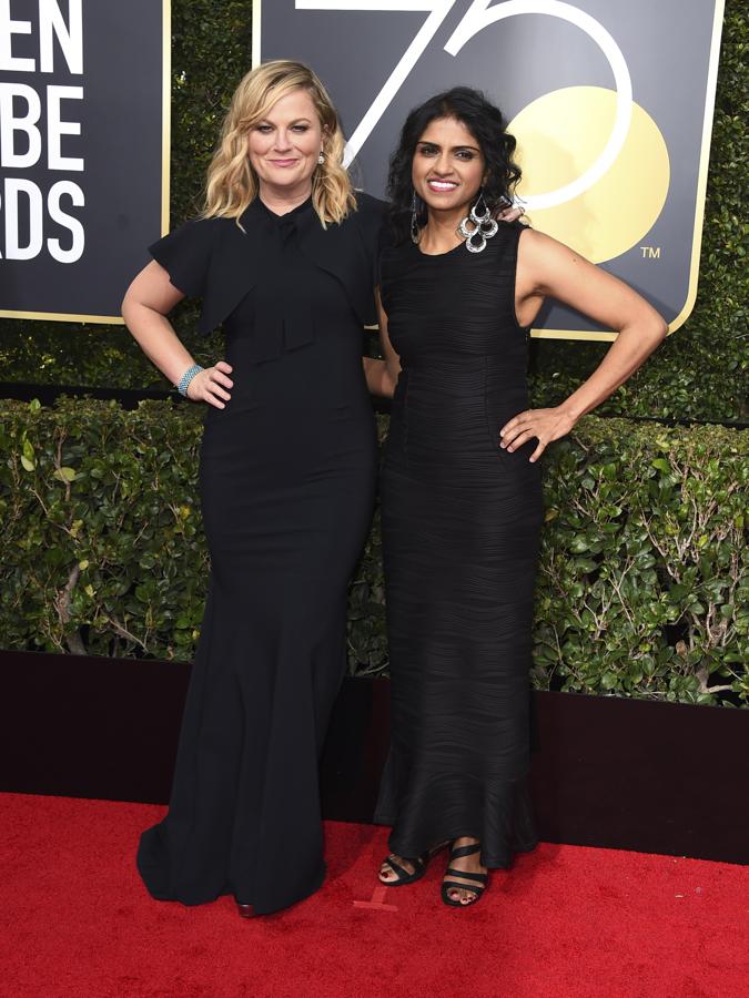 Alfombra roja de los Globos de Oro 2018: los vestidos de Amy Phoeler y Saru Jayaraman