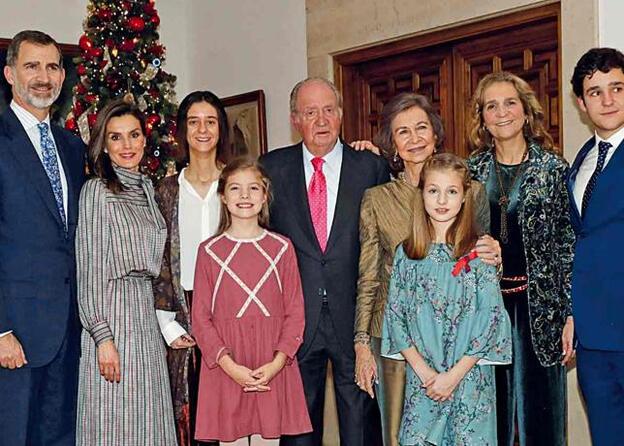 Imagen de la Familia Real durante la celebración del 80 cumpleaños del Rey don Juan Carlos./d.r.