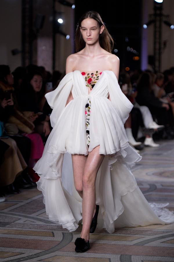 Los mejores looks de la Alta Costura de París: Giambattista Valli