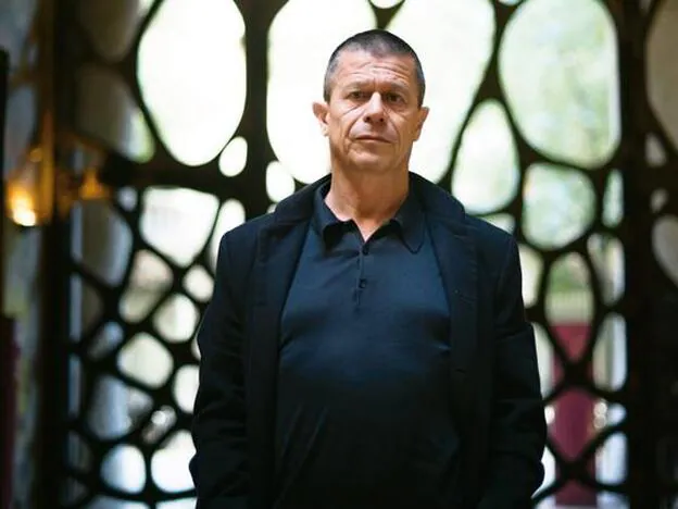 Emmanuel Carrère biografia