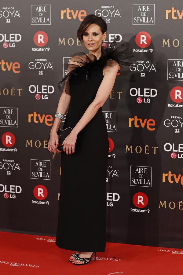 Premios Goya 2018: el look de Elena Ballesteros en la alfombra roja