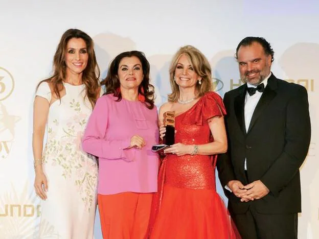 Paloma Cuevas, Carmen Peña, Cristina Yanes y Fernando de Yarza.