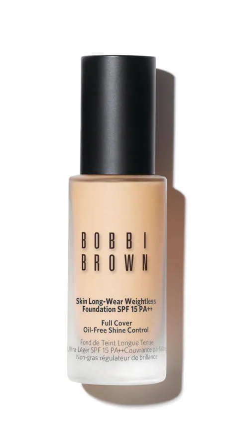 Bases de maquillaje para la piel grasa y mixta: Skin Long-Wear Weightless de Bobbi Brown