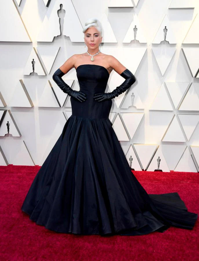 Circo estar coger un resfriado Fotos: Premios Oscar 2020: los vestidos negros más bonitos que hemos visto  sobre la alfombra roja | Mujer Hoy