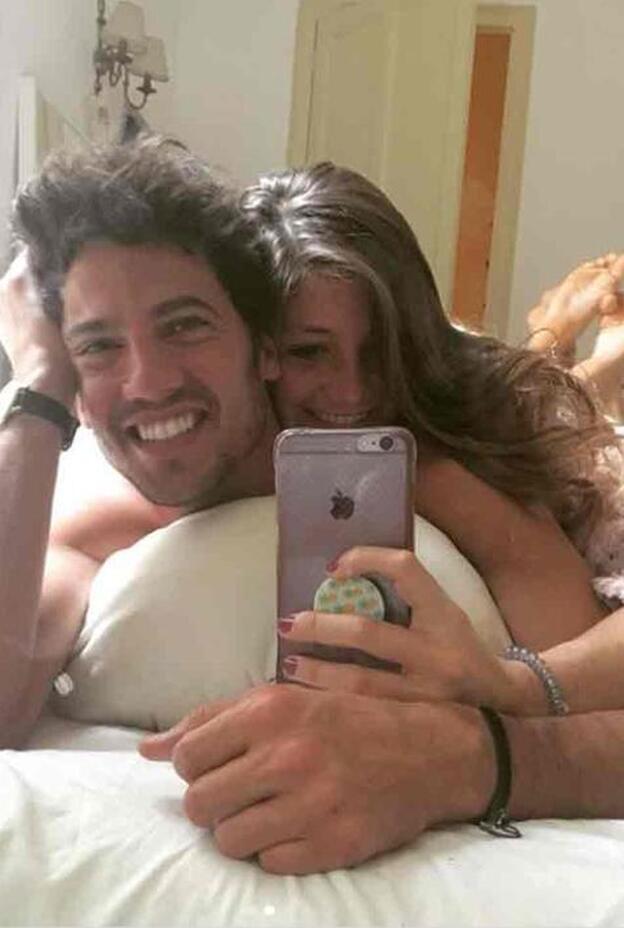 Jorge Brazalez y Miri, de 'Masterchef', comparten este 'selfie' en la cama./instagram.