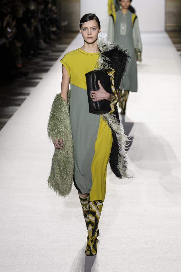 Los looks más bonitos de la Paris Fashion Week: Dries Van Noten