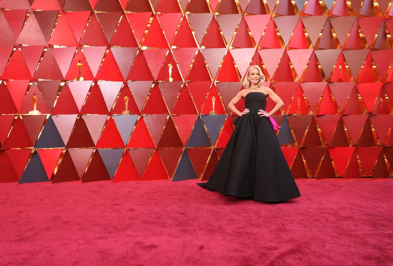 Premios Oscar 2018: Kelly Ripa, en la alfombra roja