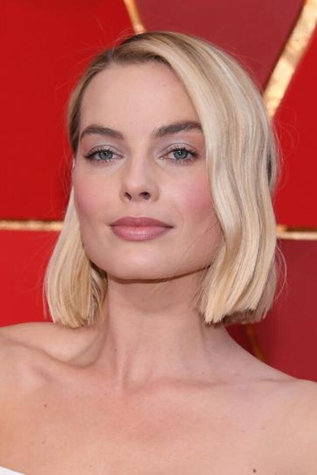 Margot Robbie con su blunt bob ondulado.