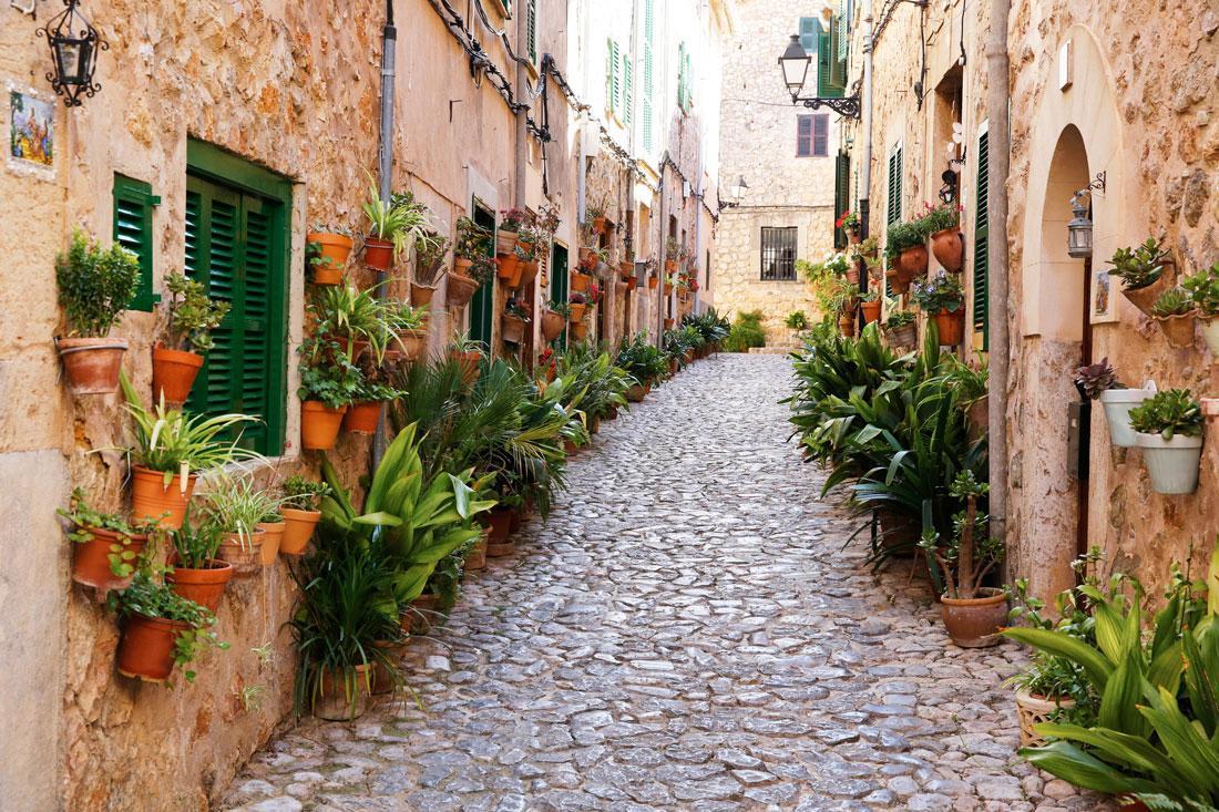 30 pueblos con encanto para tus escapadas: Valldemossa