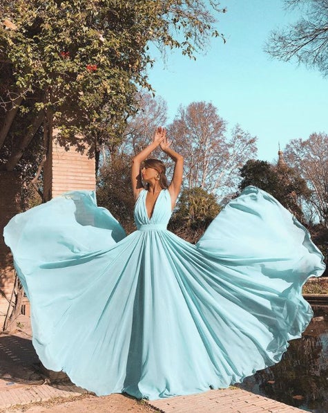 Looks de influencers para ser la invitada perfecta